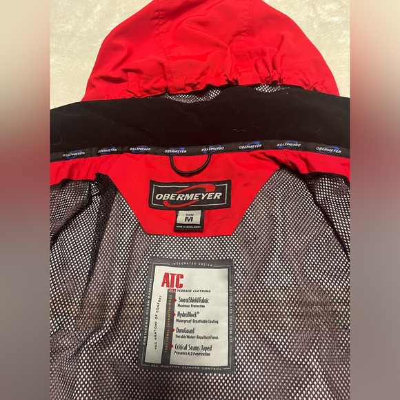Obermeyer ATC Red & Black Ski Snowboard Jacket Mens Sz M Hood Zip Pockets lined - Picture 13 of 16